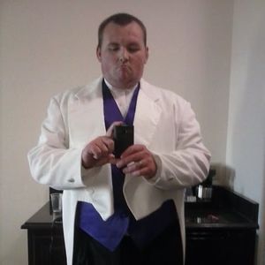 Meet your Posher, Thomas